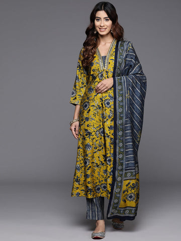 Varanga Women Floral Printed Regular Sequinned Chanderi Silk Kurta with Trousers & With Dupatta